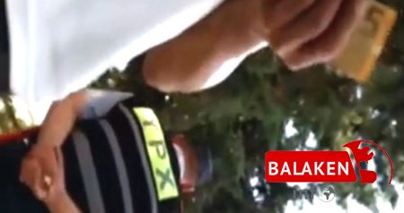 Piyadalardan rüşvət alan yol polisi kameraya yaxalandı – Video