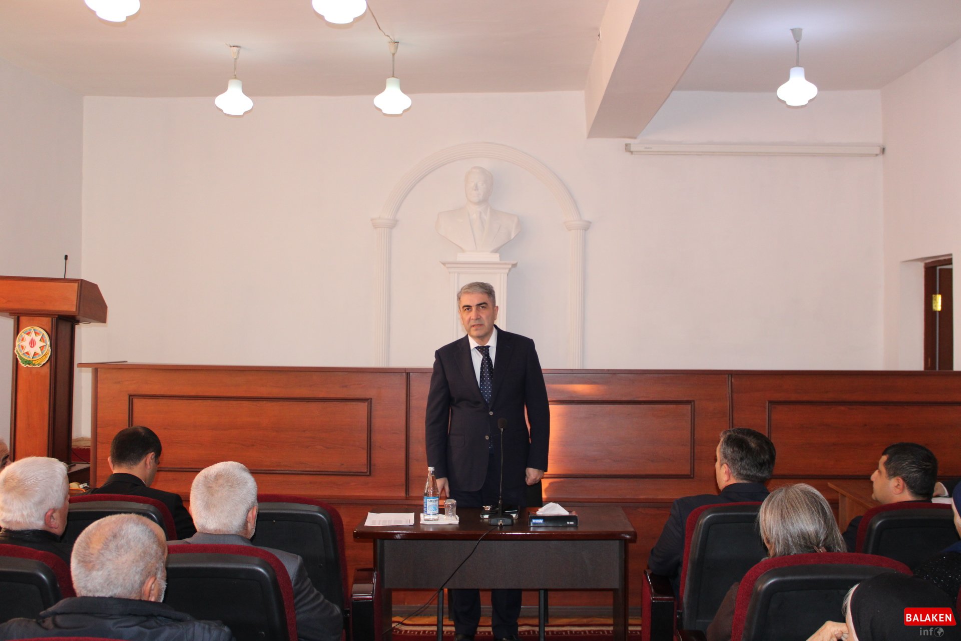 Balakən RİH başçısı  Natiq Ağayev  şəhid ailələri ilə geniş tərkibdə görüş keçirib