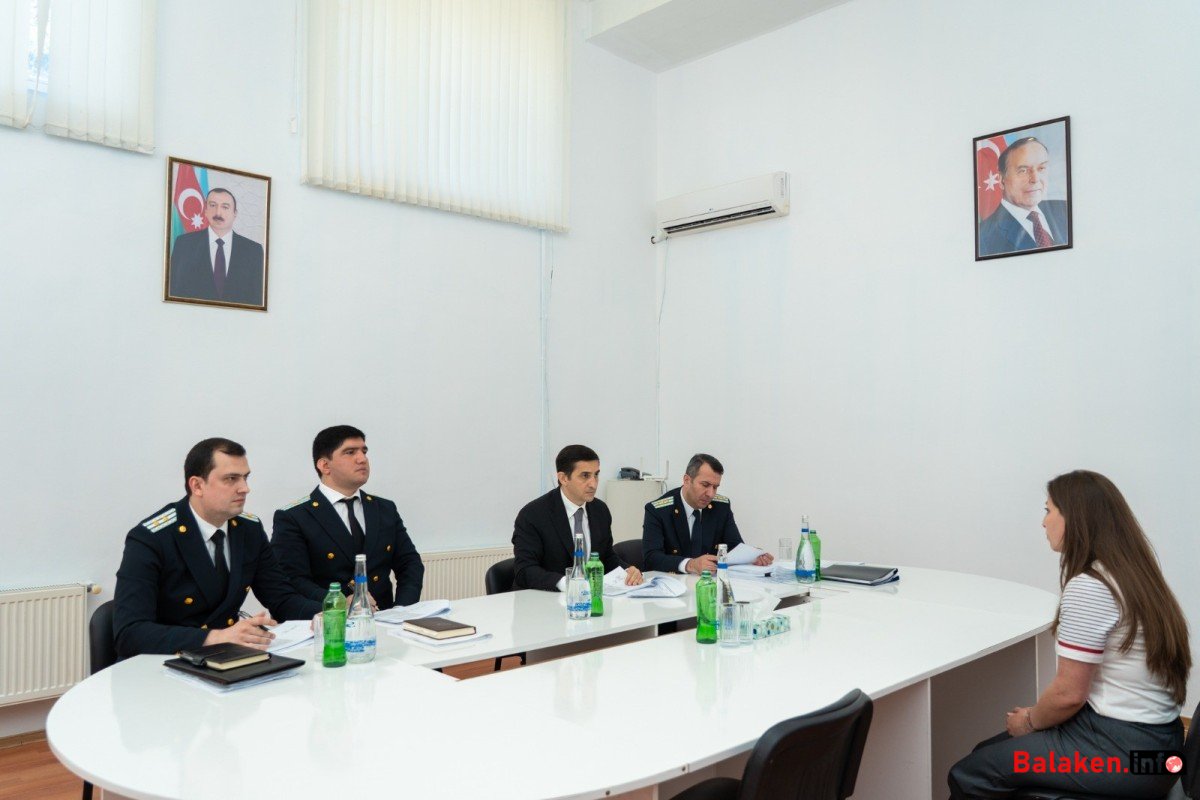 Ədliyyə naziri Balakəndə vətəndaşları qəbul edib