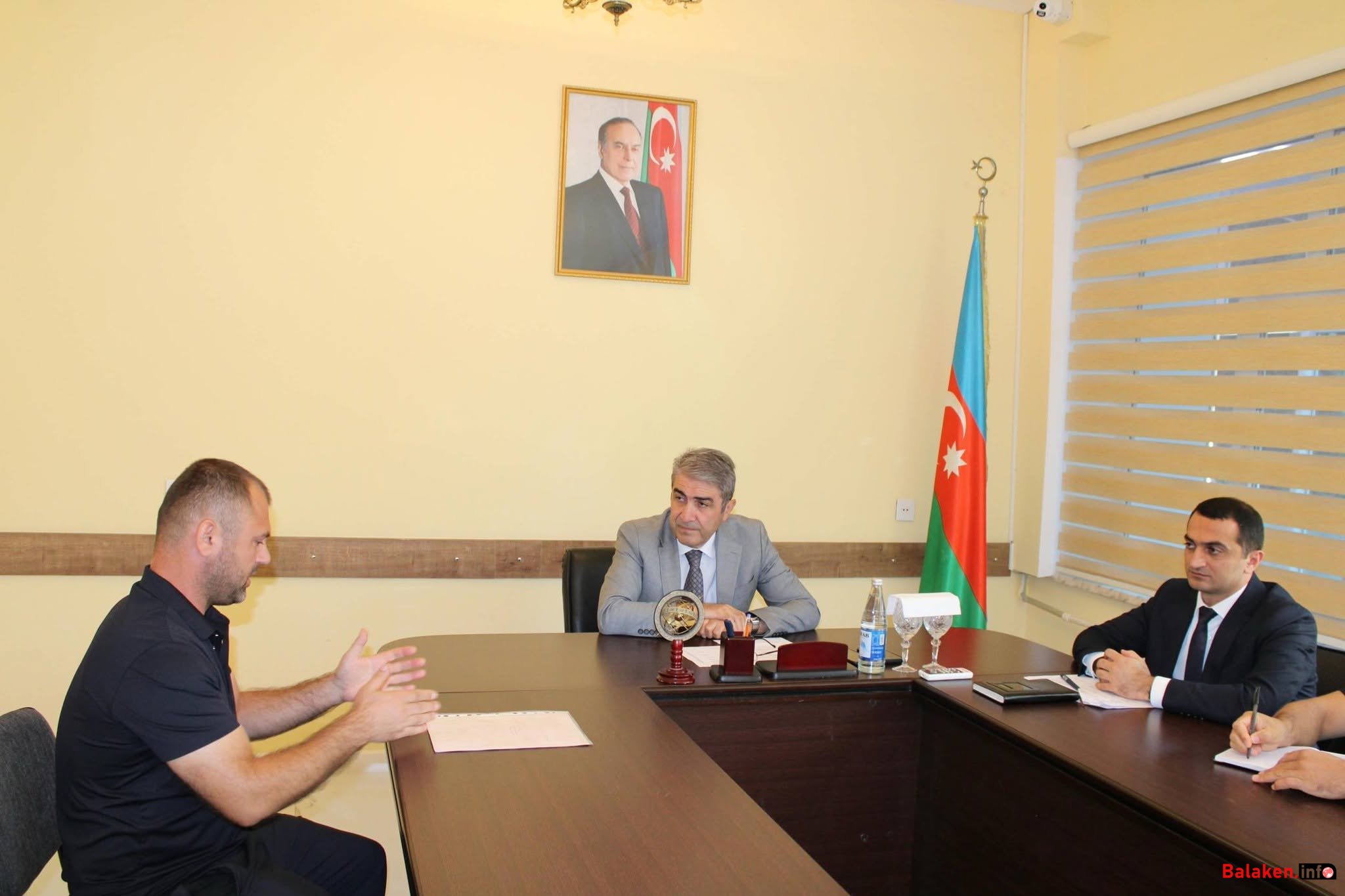 Balakən RİH-in başçısı Natiq Ağayev növbəti vətəndaş qəbulu keçirib